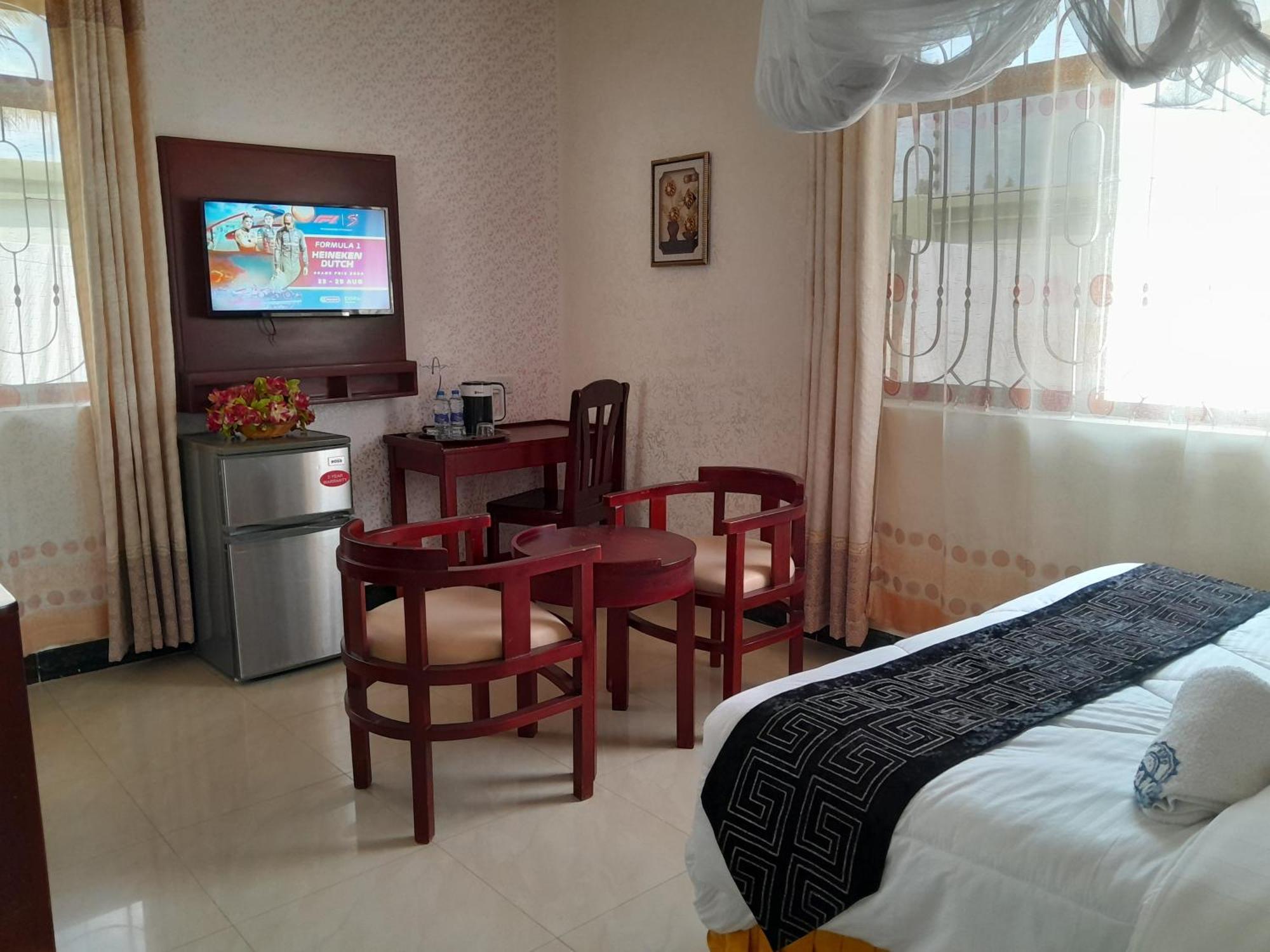 Morogoro Kibo Peak Palace Hotel מראה חיצוני תמונה